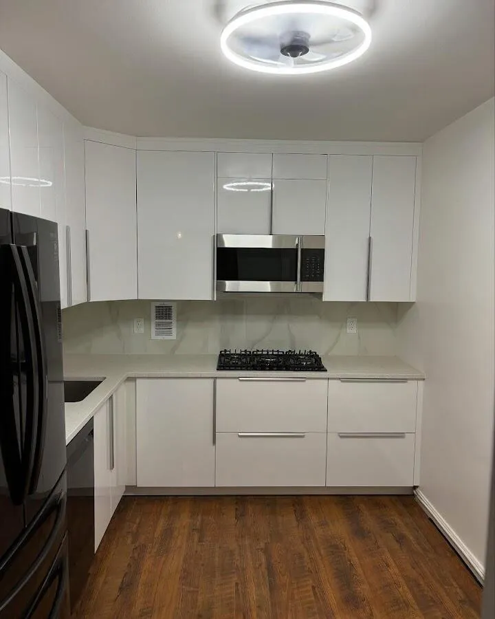 Renovated kitchen with quartz countertops in Redland